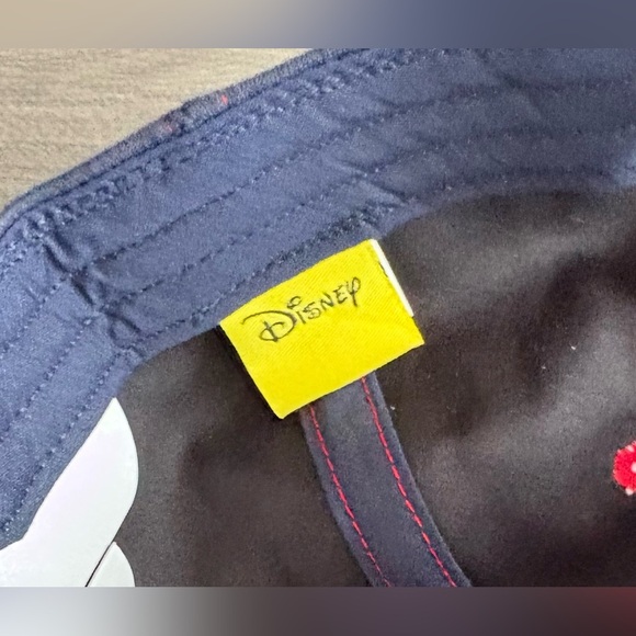 Disney Mickey Mouse Hat NWT Unisex - Picture 6 of 6